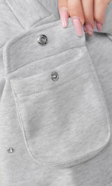 モデル：158cm（着用サイズ：FREE　着用カラー：GRY）