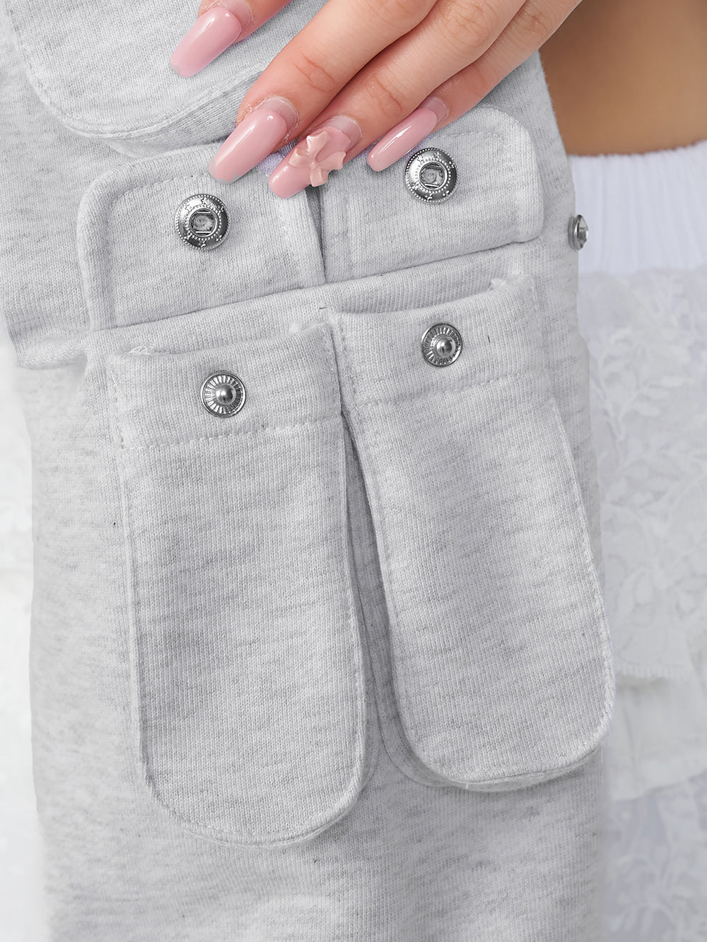 モデル：158cm（着用サイズ：FREE　着用カラー：GRY）