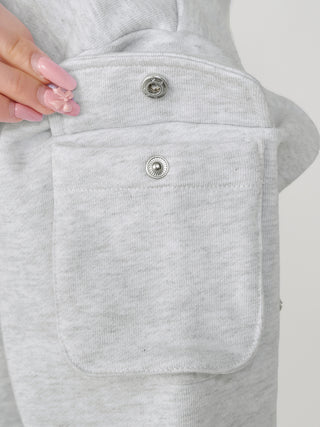 モデル：158cm（着用サイズ：FREE　着用カラー：GRY）