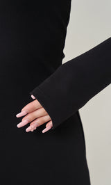 モデル：158cm（着用サイズ：FREE　着用カラー：BLK）