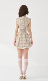 モデル：158cm（着用サイズ：FREE　着用カラー：BEG）
