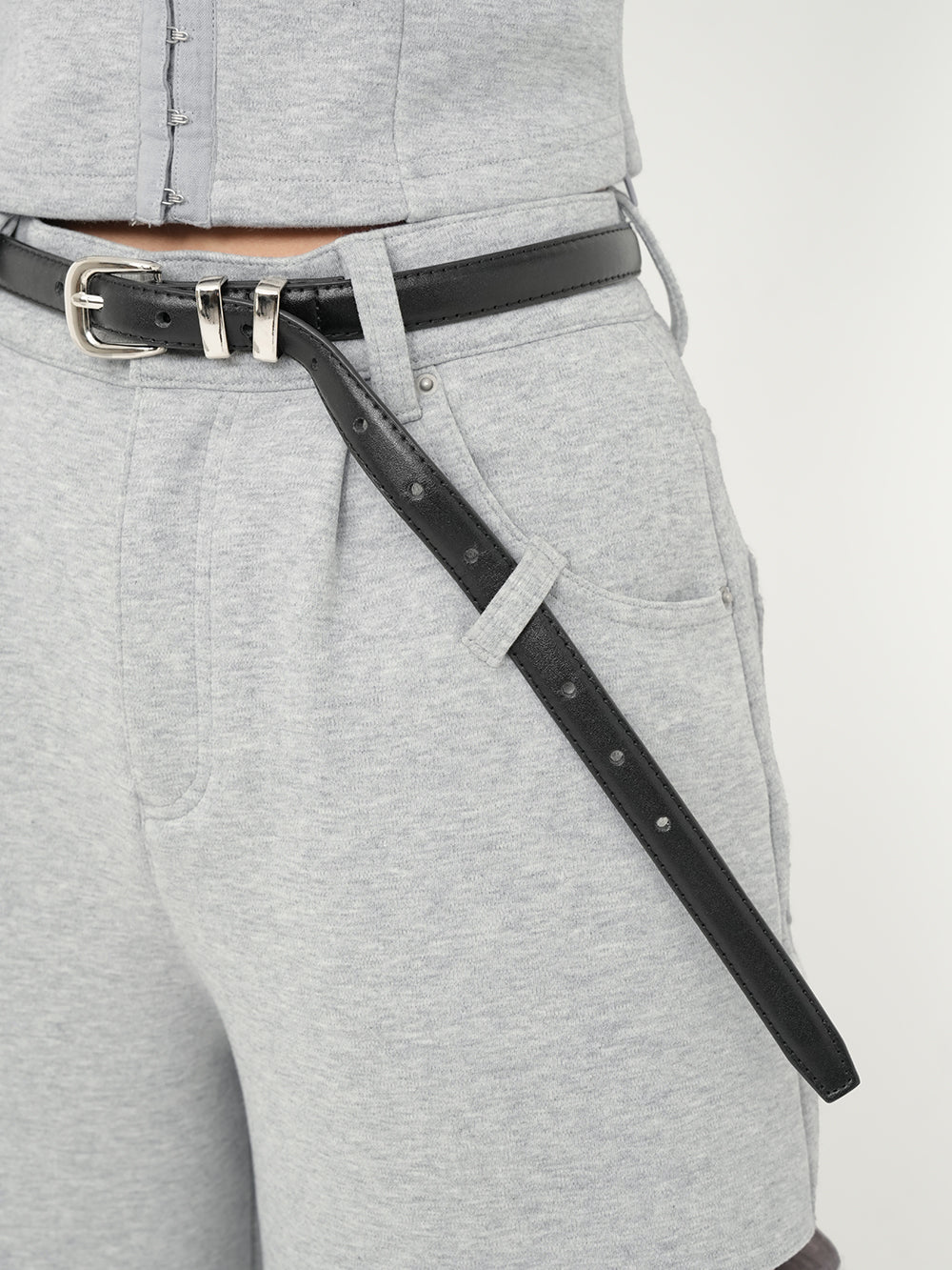 モデル：158cm（着用サイズ：S　着用カラー：GRY）