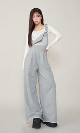 モデル：158cm（着用サイズ：FREE　着用カラー：WHT）