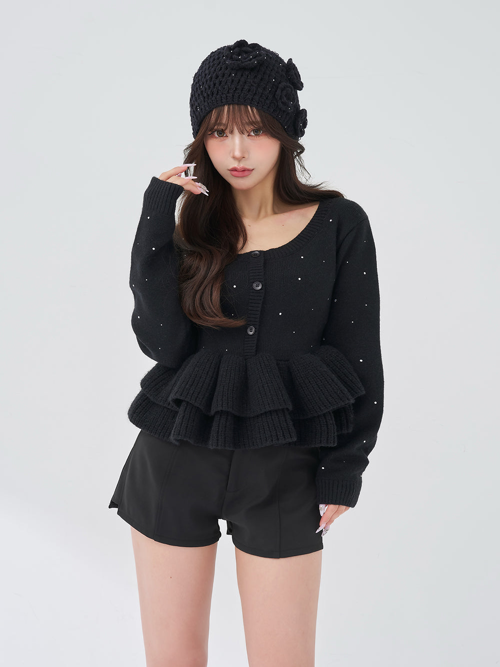 モデル：158cm（着用サイズ：FREE　着用カラー：BLK）