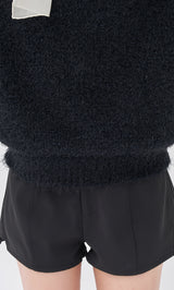 モデル：158cm（着用サイズ：FREE　着用カラー：BLK）