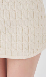 モデル：158cm（着用サイズ：FREE　着用カラー：IVO）