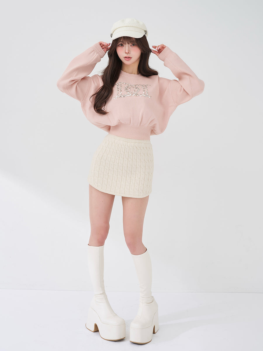 モデル：158cm（着用サイズ：FREE　着用カラー：IVO）