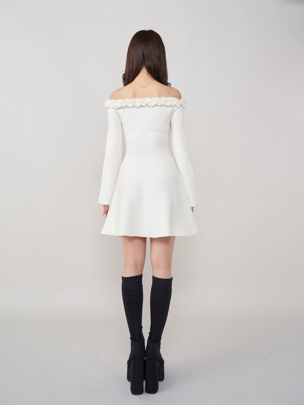 オフショルダーフリルニットミニワンピース – Darich