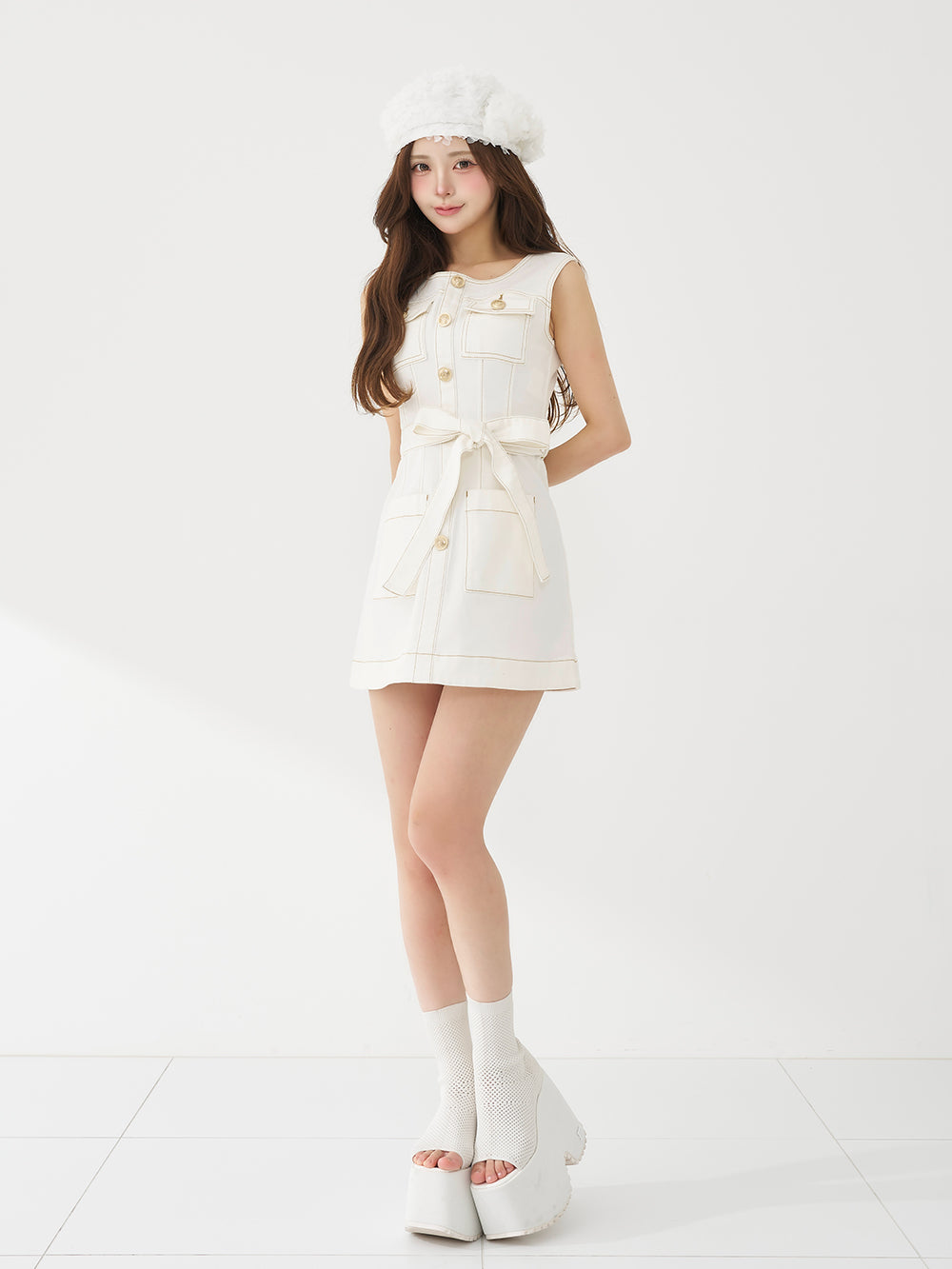 モデル：158cm（着用サイズ：FREE　着用カラー：WHT）