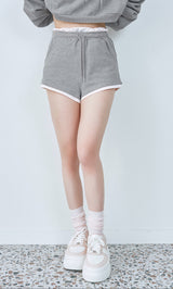 モデル：158cm（着用サイズ：FREE　着用カラー：GRY）