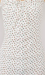 モデル：158cm（着用サイズ：FREE　着用カラー：WHT）
