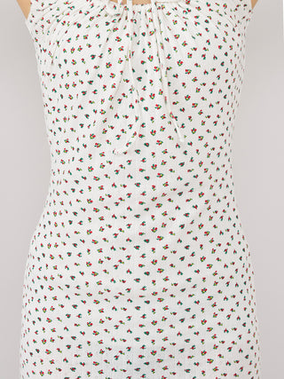 モデル：158cm（着用サイズ：FREE　着用カラー：WHT）