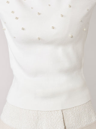 モデル：158cm（着用サイズ：FREE　着用カラー：WHT）