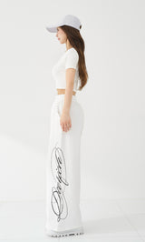 モデル：158cm（着用サイズ：FREE　着用カラー：WHT）
