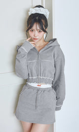 モデル：158cm（着用サイズ：FREE　着用カラー：GRY）