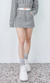 モデル：158cm（着用サイズ：FREE　着用カラー：GRY）