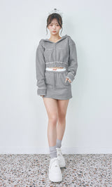 モデル：158cm（着用サイズ：FREE　着用カラー：GRY）