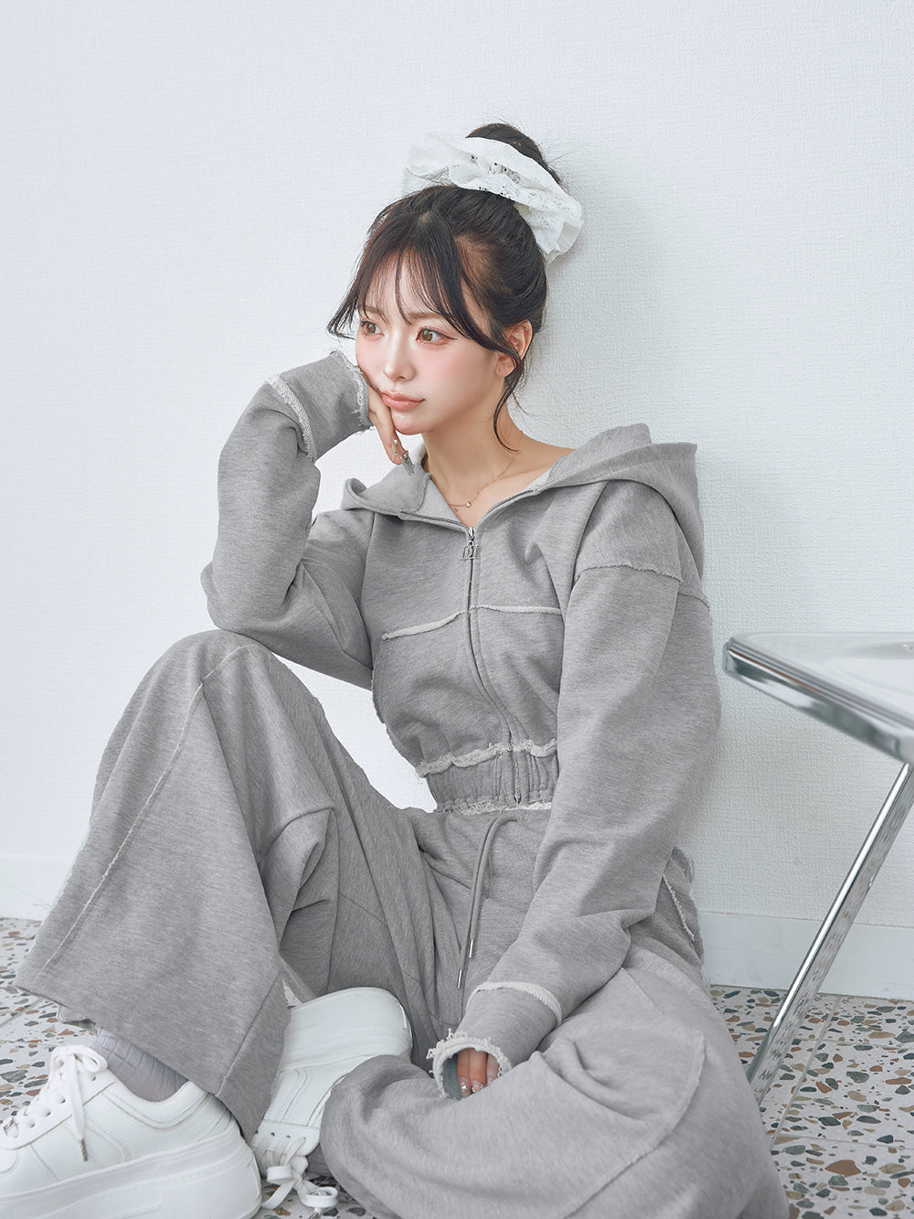 モデル：158cm（着用サイズ：FREE　着用カラー：GRY）