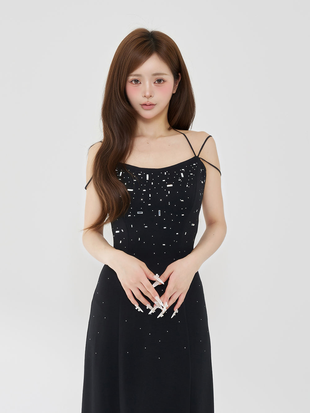 モデル：158cm（着用サイズ：FREE　着用カラー：BLK）