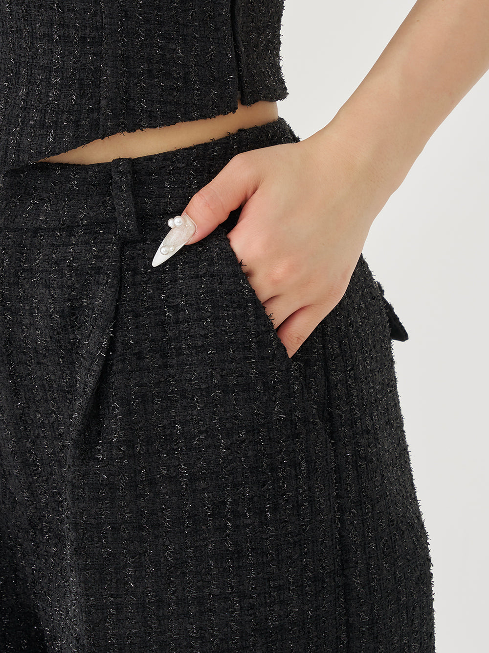 モデル：158cm（着用サイズ：S　着用カラー：BLK）