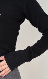 モデル：158cm（着用サイズ：FREE　着用カラー：BLK）