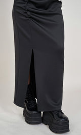 モデル：158cm（着用サイズ：S　着用カラー：BLK）