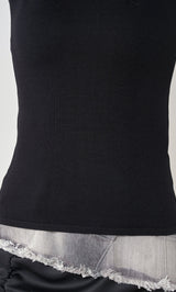 モデル：158cm（着用サイズ：FREE　着用カラー：BLK）