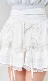 モデル：160cm（着用サイズ：FREE　着用カラー：WHT）