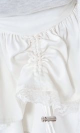 モデル：160cm（着用サイズ：FREE　着用カラー：WHT）