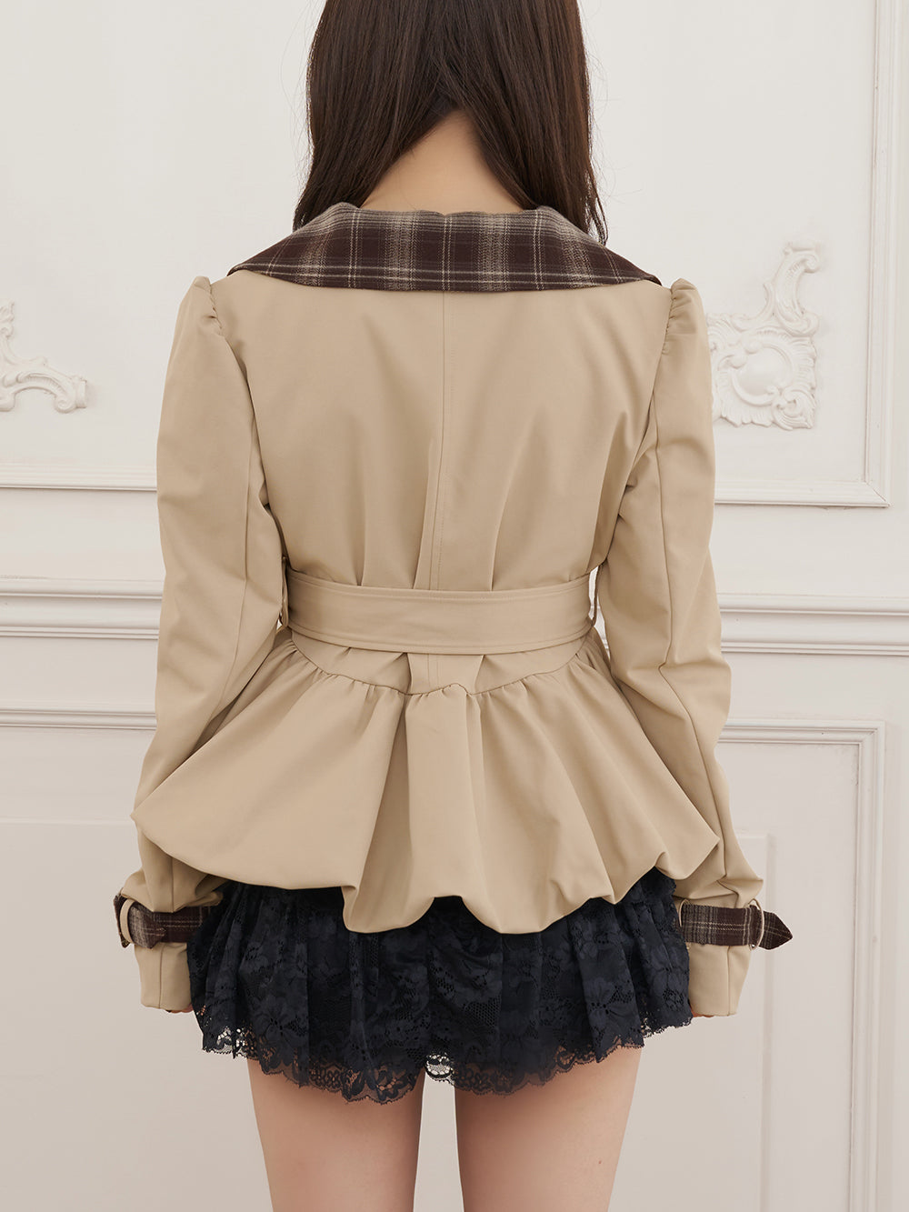 モデル：158cm（着用サイズ：FREE　着用カラー：BEG）