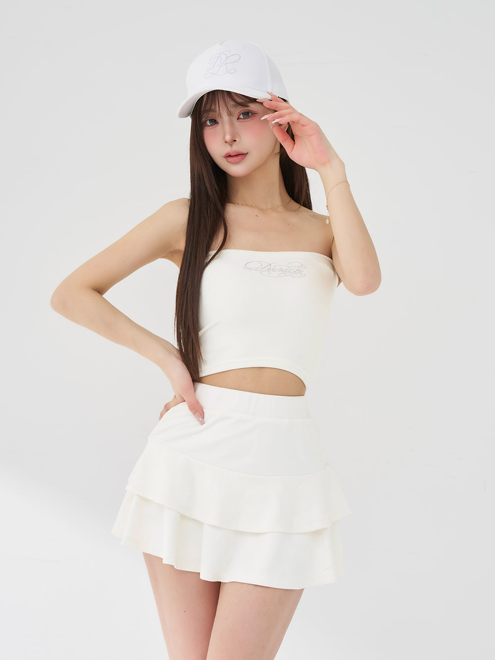 モデル：158cm（着用サイズ：FREE　着用カラー：WHT）