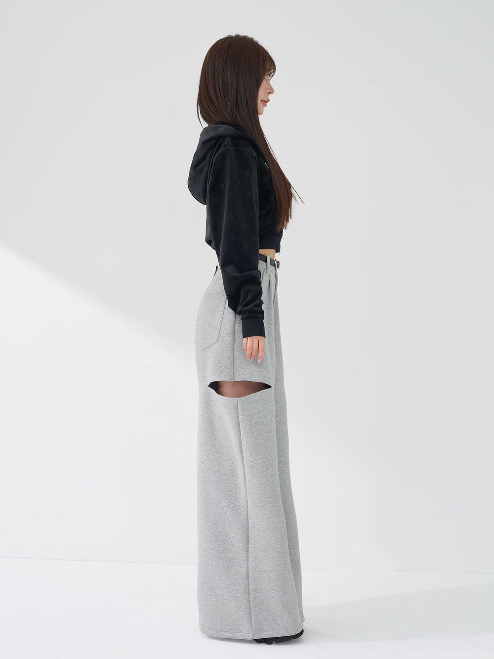 モデル：158cm（着用サイズ：S　着用カラー：GRY）