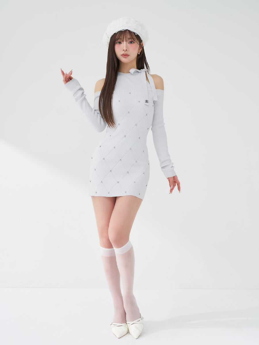 モデル：158cm（着用サイズ：FREE　着用カラー：SAX）