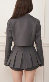 モデル：158cm（着用サイズ：S　着用カラー：GRY）