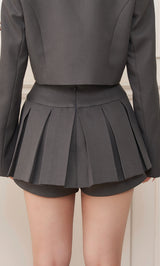 モデル：158cm（着用サイズ：S　着用カラー：GRY）
