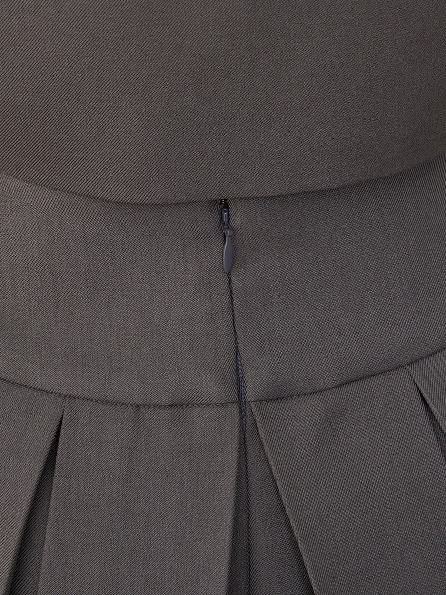 モデル：158cm（着用サイズ：S　着用カラー：GRY）