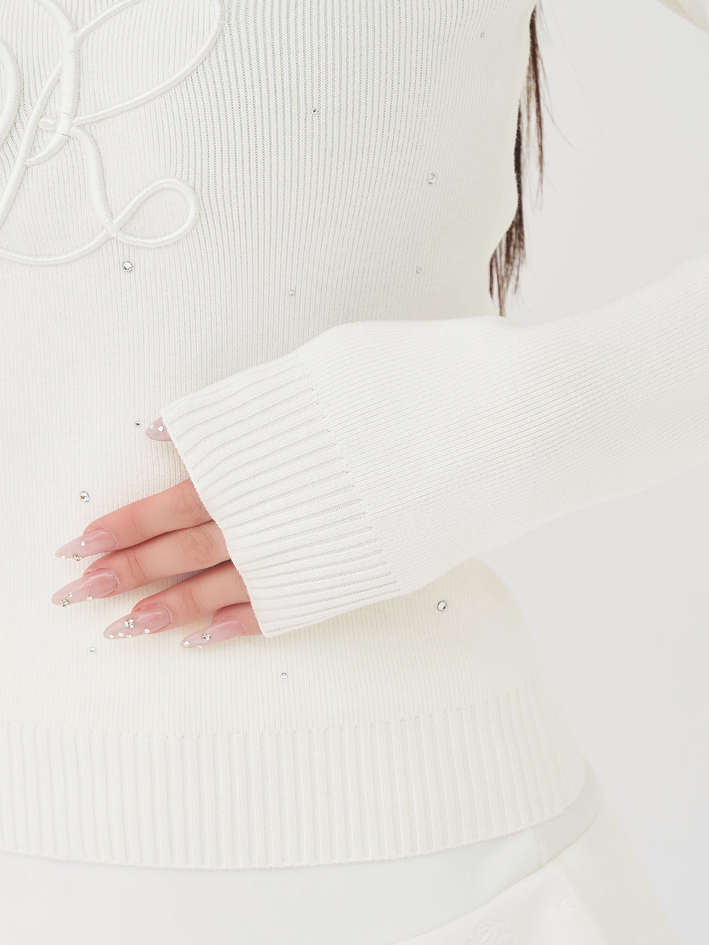 モデル：158cm（着用サイズ：FREE　着用カラー：WHT）