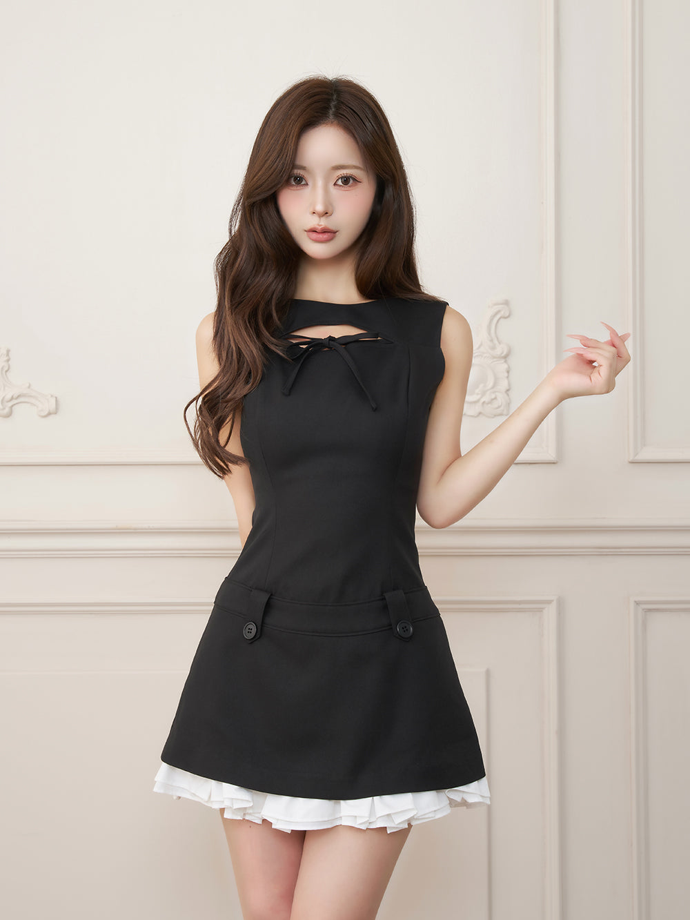 モデル：158cm（着用サイズ：FREE　着用カラー：BLK）