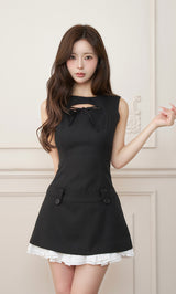 モデル：158cm（着用サイズ：FREE　着用カラー：BLK）