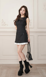 モデル：158cm（着用サイズ：FREE　着用カラー：BLK）