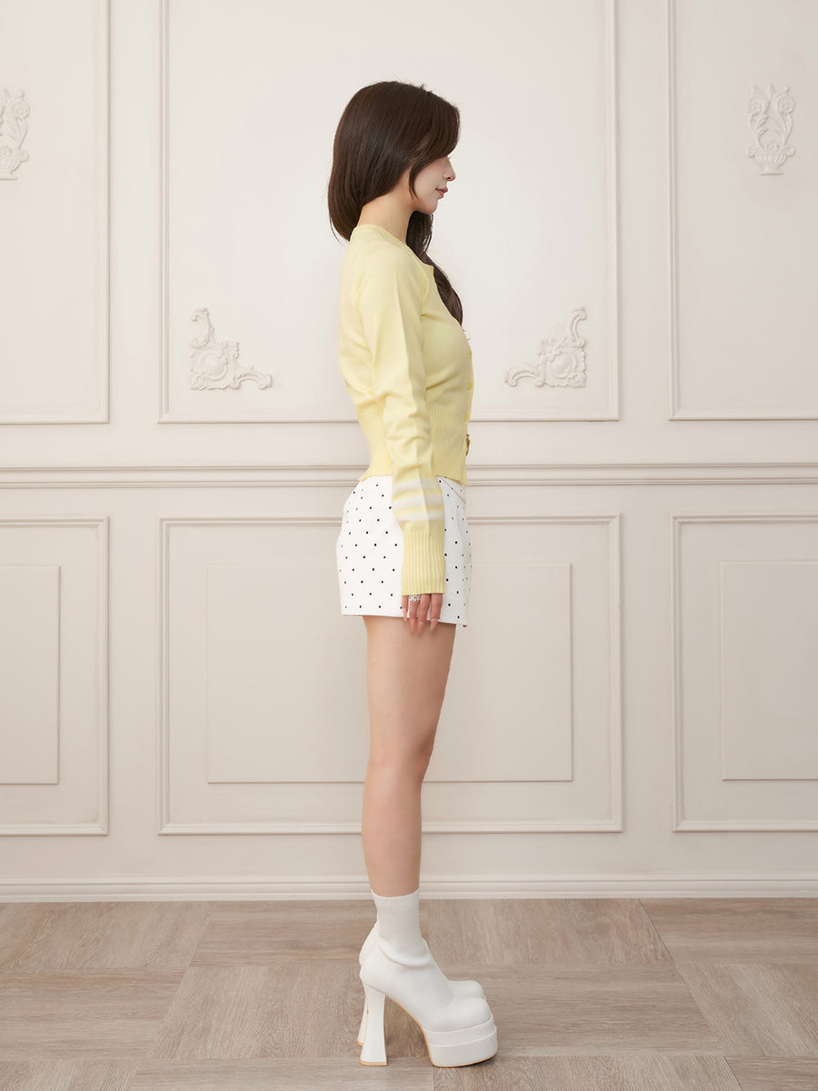 モデル：158cm（着用サイズ：FREE　着用カラー：YEL）