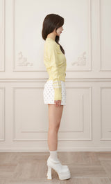モデル：158cm（着用サイズ：FREE　着用カラー：YEL）