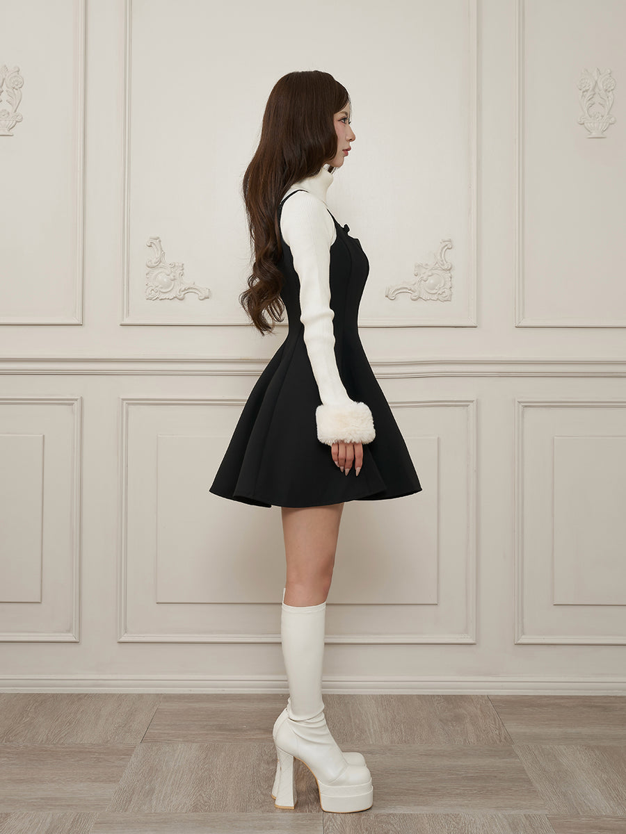 モデル：158cm（着用サイズ：FREE　着用カラー：BLK）