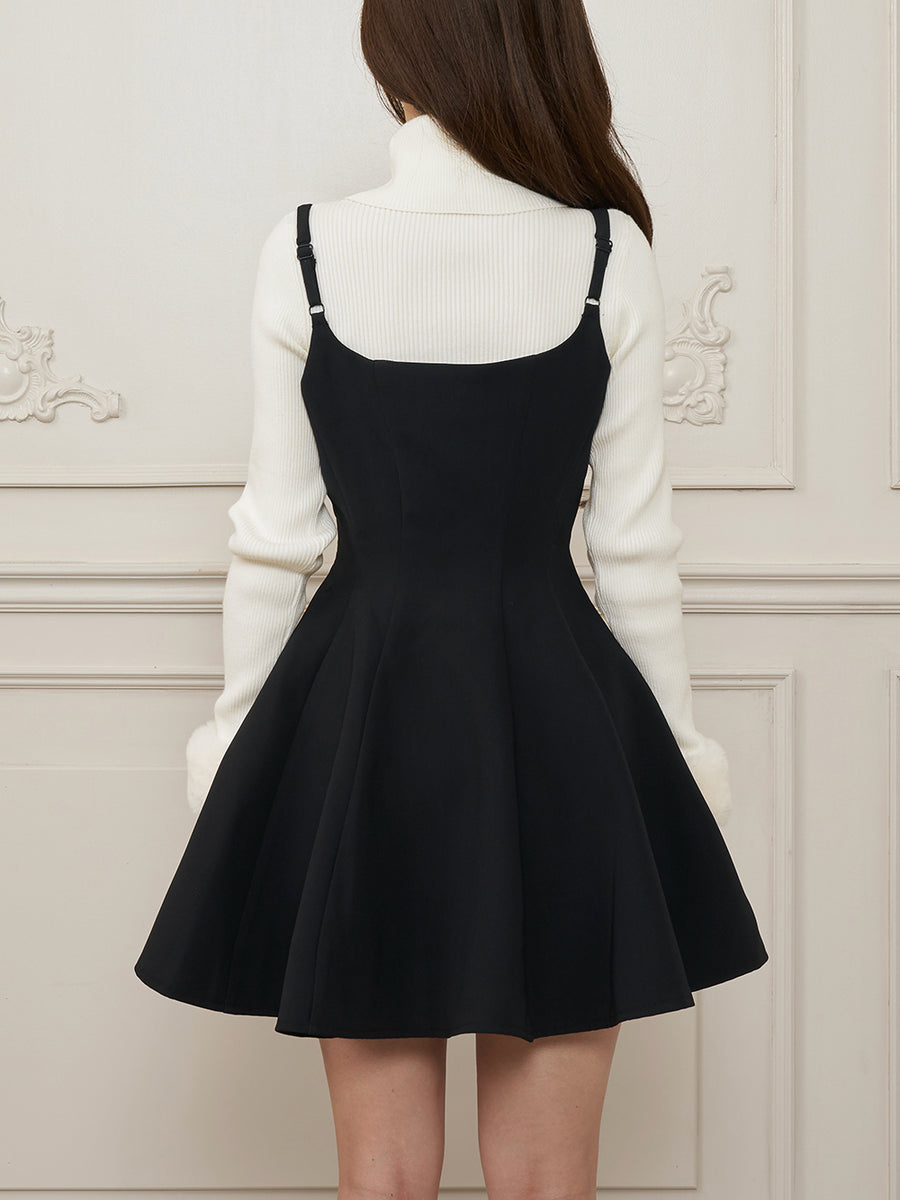 モデル：158cm（着用サイズ：FREE　着用カラー：BLK）