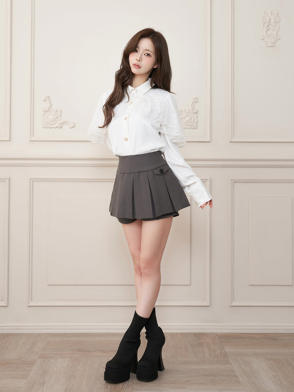 モデル：158cm（着用サイズ：S　着用カラー：GRY）