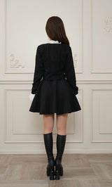 モデル：158cm（着用サイズ：FREE　着用カラー：BLK）