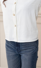 モデル：158cm（着用サイズ：FREE　着用カラー：WHT）