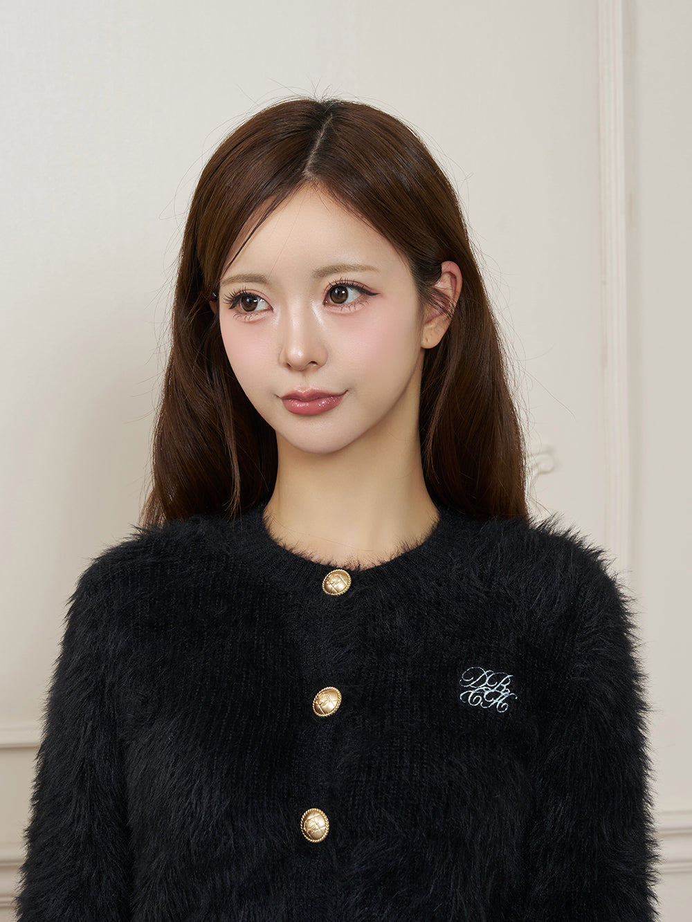 モデル：158cm（着用サイズ：FREE　着用カラー：BLK）