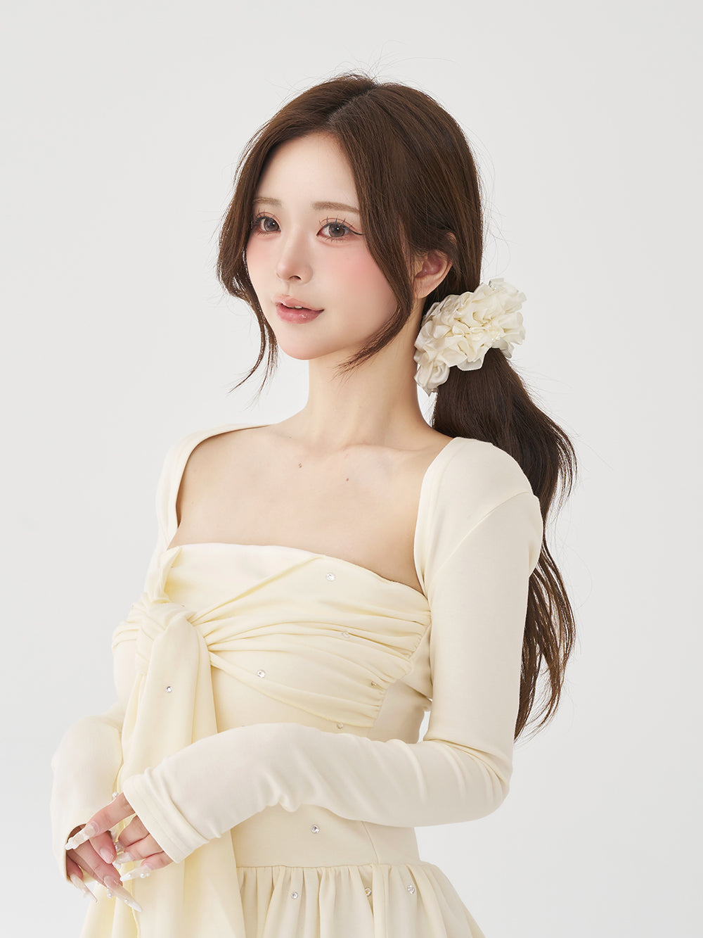 モデル：158cm（着用サイズ：FREE　着用カラー：YEL）