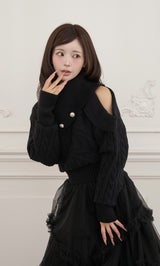 モデル：158cm（着用サイズ：FREE　着用カラー：BLK）